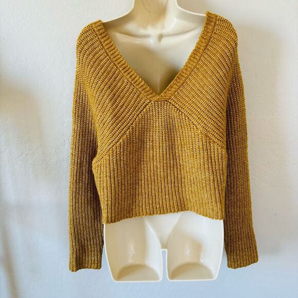 Arizona NWOT v neck v back dolman sleeve slouch sweater in M mustard yellow - Picture 5 of 9